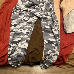 Grey Camo  Zyia Active,